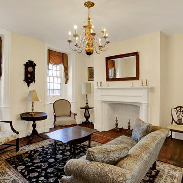 Traditional Living Room