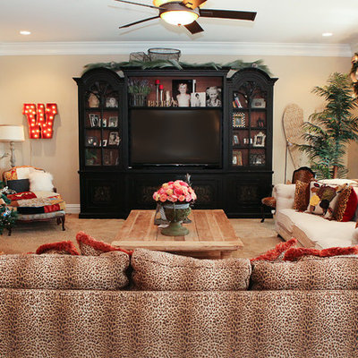 Inspiration for a timeless carpeted living room remodel in Columbus with beige walls