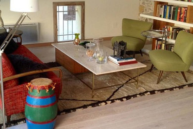 This is an example of a retro living room in Essex.