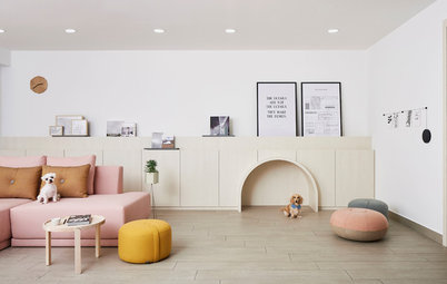 Houzz Tour: A Peaches-and-Cream Minimalist Home for Dog Lovers