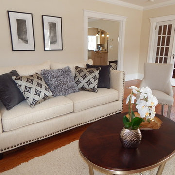 Home Staging After: Living Room Sofa