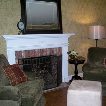 Home Staging - Living Room with Brick Fireplace