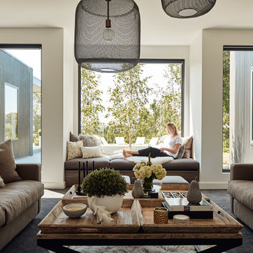 House in Silhouette - Living room