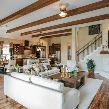 Austin, Texas | Hawkes Landing - Classic Villanova Living Room