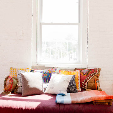 Houzz Tour: Eclectic, Minimalist Brooklyn Apartment