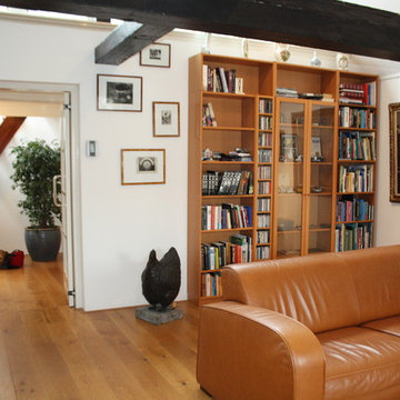 Houzz Tour: Traditional meets Oriental in an Inner City Loft Apartment