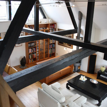 Houzz Tour: Traditional meets Oriental in an Inner City Loft Apartment