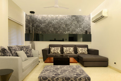I think in BLACK! An apartment in New Delhi