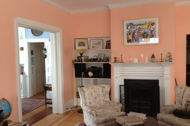 Interior color scheme in Victorian house