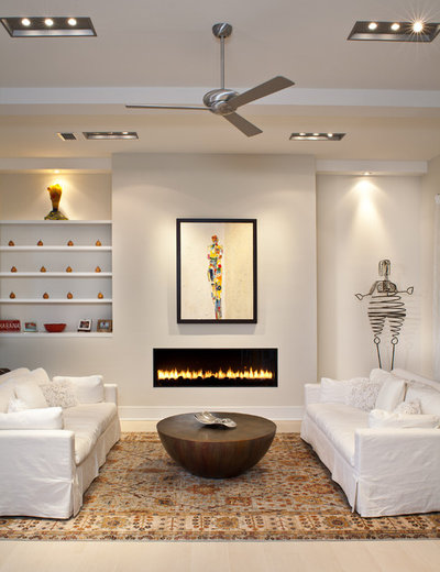Contemporary Living Room by Murray Homes