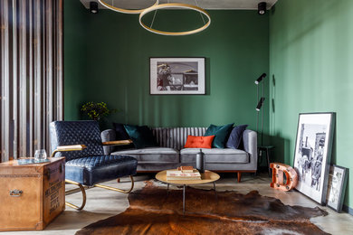На фото: гостиная комната в современном стиле с зелеными стенами и бежевым полом