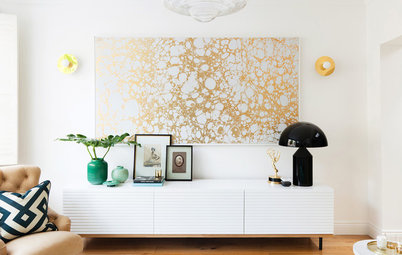 Why Your Living Room Should Include a Dash of Gold