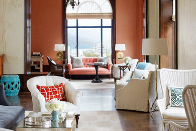 Design ideas for a classic living room in San Francisco.