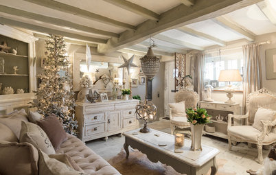 My Houzz: A Dark Cottage Gets Merry and Bright