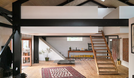 Houzz Tour: From Disaster to Triumph in a Warehouse-Style Family Home