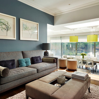 Example of a trendy living room design in London