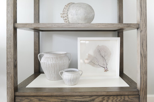 Subtle Beachy-Rustic Style for a Vancouver Cottage