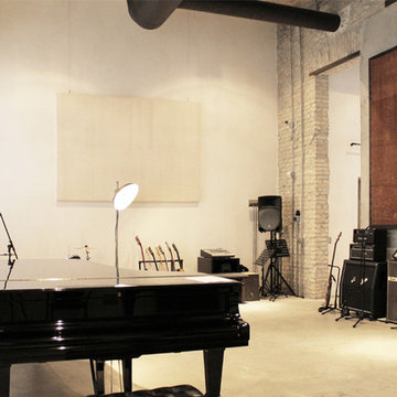 KML Recording Room