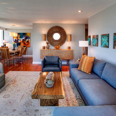 Trendy living room photo in Chicago with blue walls