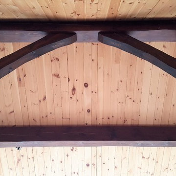 Lakefront Retreat - Great Room Timber Truss