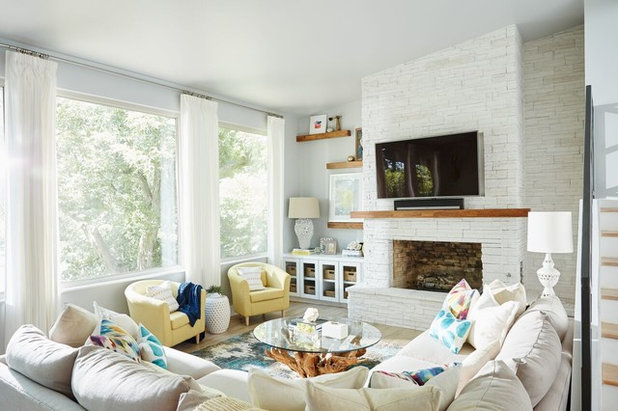 Transitional Living Room by Beth Dotolo, ASID, RID, NCIDQ