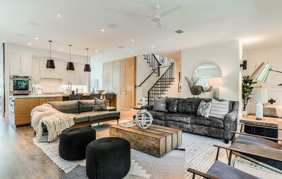 Houzz Tour: Organic Modern Style for Off-Season Relaxing