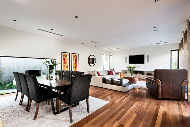 Contemporary Living Room by Moda Interiors