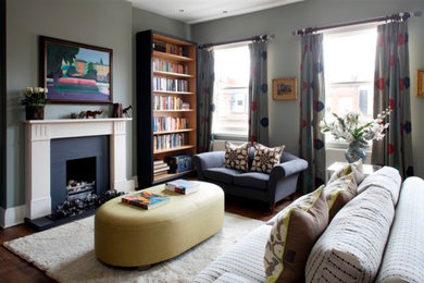 This is an example of a contemporary living room in London.