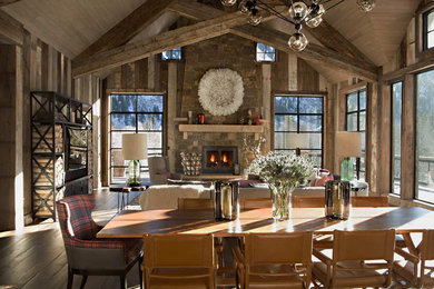 Inspiration for a rustic living room remodel in Birmingham