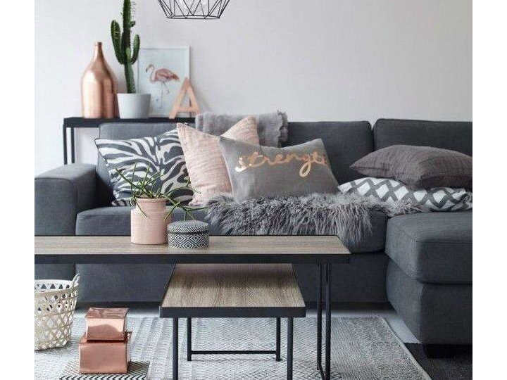 Living Room - Enclosed