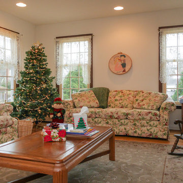 Living Room - Merry Christmas - New Windows and Holiday Decor