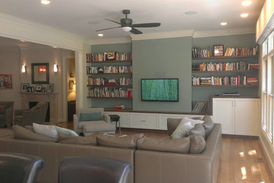 Example of a living room design in Kansas City