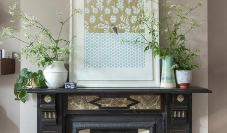 23 Beautifully Styled Mantelpieces