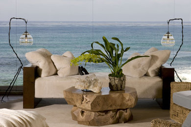 Luna Chaise with a Bleached Walnut Canyon Table