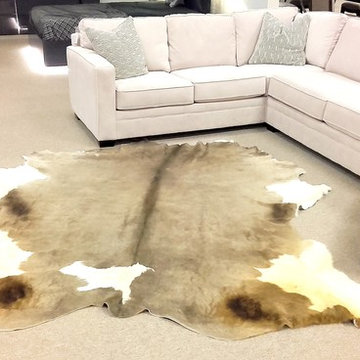 Luxury Cowhide Rug / 6'9" x 7'7" / Handmade / Imported from Europe