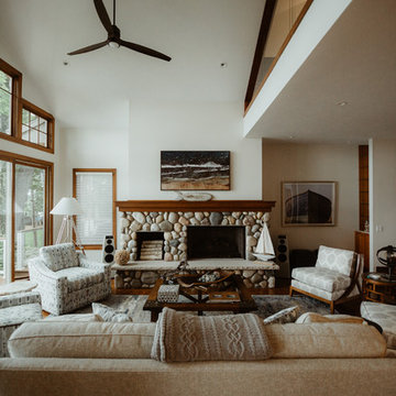Luxury Technology Meets Northern Charm in Michigan Lake House