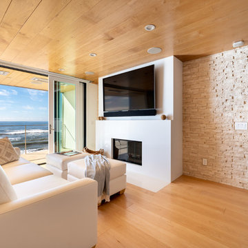 Malibu Beachfront Contemporary