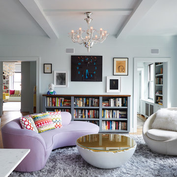 Manhattan Contemporary.