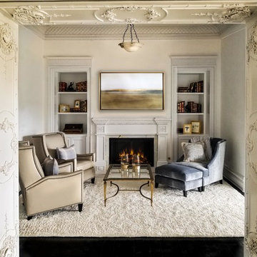 Mansion Master Sitting Area
