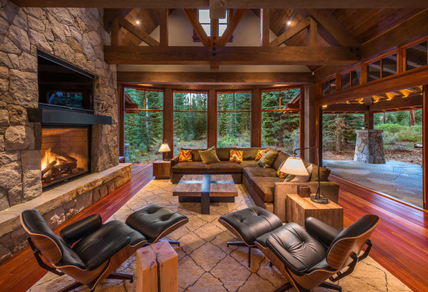 Rustic Living Room by Nicholas Sonder Architect