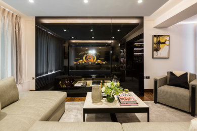 Mayfair Lateral Apartment
