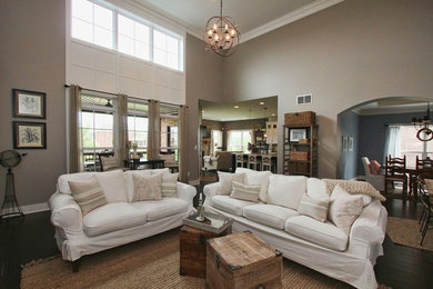 Living room - traditional living room idea in Louisville