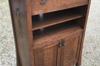 Inspiration for a mid-sized craftsman living room remodel in Other