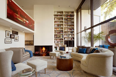Inspiration for a classic living room in San Francisco.