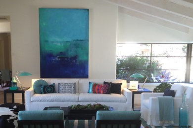Example of a 1950s living room design in Santa Barbara