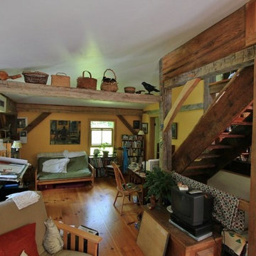 Middletown Springs, Post and Beam Barn Home