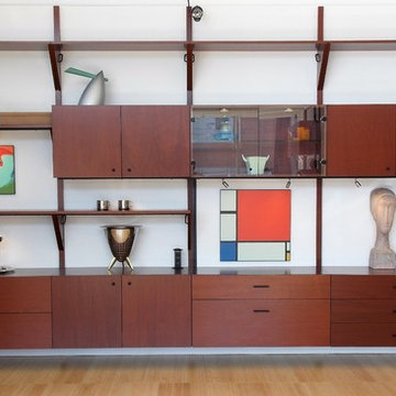 Moderini Wall System in Mahogany.
