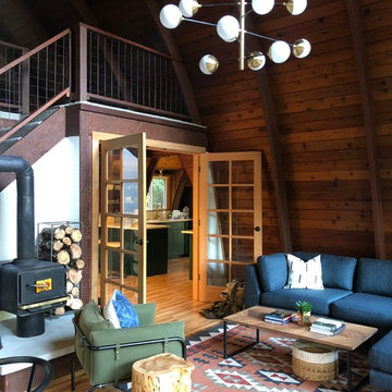 Modern & Cozy PNW Cabin