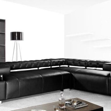 Modern Black Leather Sectional with Adjustable Backrests