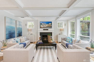 Example of a cottage living room design in Seattle